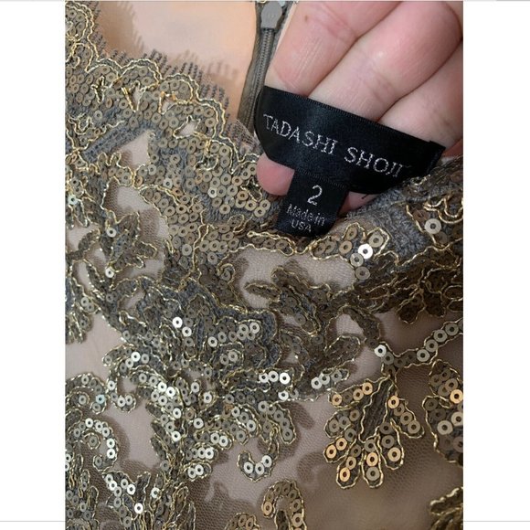 NEW Tadashi Shoji Long Sleeve Embroidered Sequin Crepe‎ Gown [SZ 2 ] - Picture 8 of 14